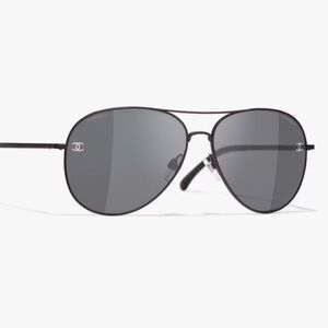 Chanel Black Pilot Aviator Sunglasses EUC